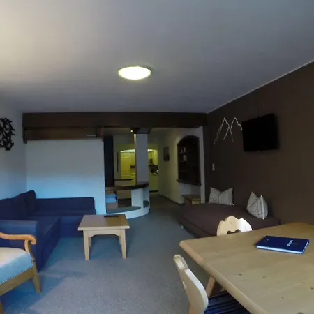 Ξενοδοχείο με διαμερίσματα Haus Brabant 3*