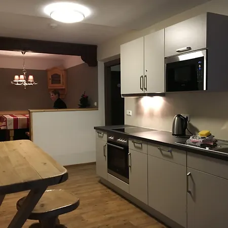 Ξενοδοχείο με διαμερίσματα Haus Brabant 3*