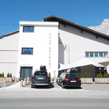 Ξενοδοχείο με διαμερίσματα Haus Brabant